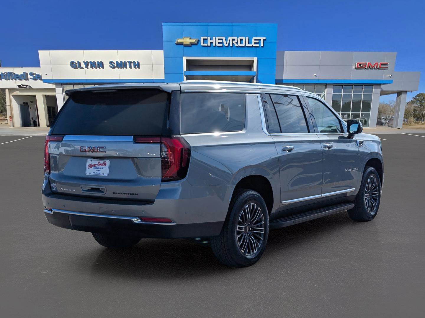 New 2026 GMC Yukon XL Elevation image 8