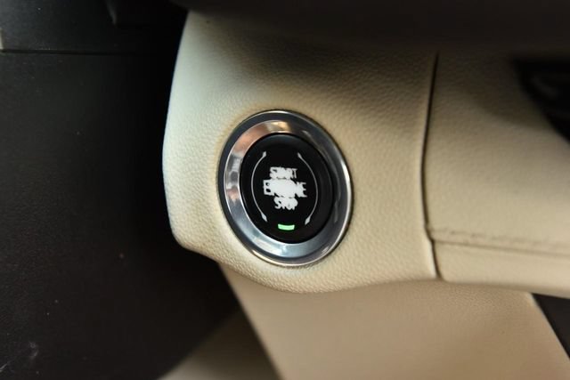 Used 2021 Buick Envision Essence w/ Technology Package I FWD image 23