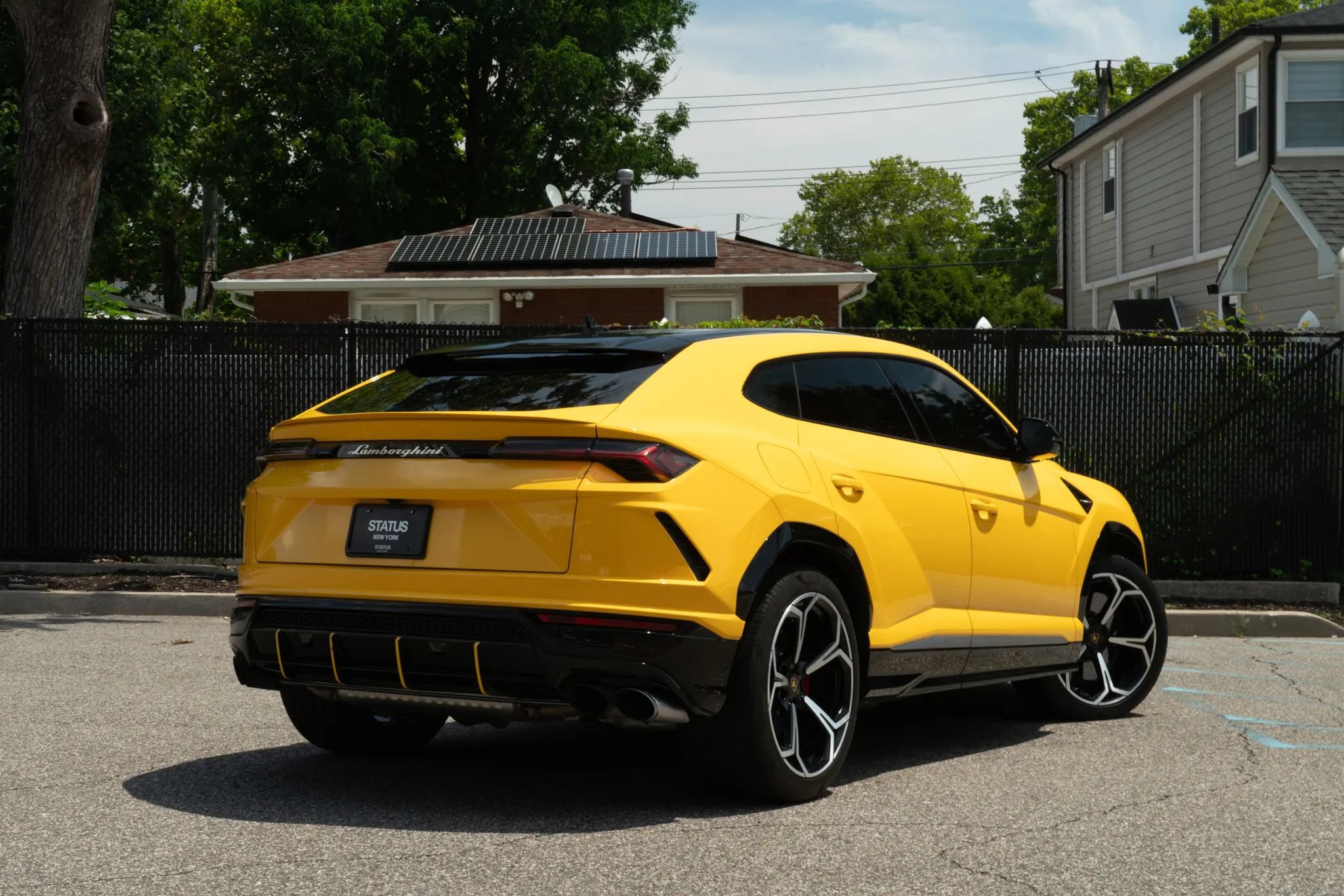 Used 2021 Lamborghini Urus AWD/4WD image 10
