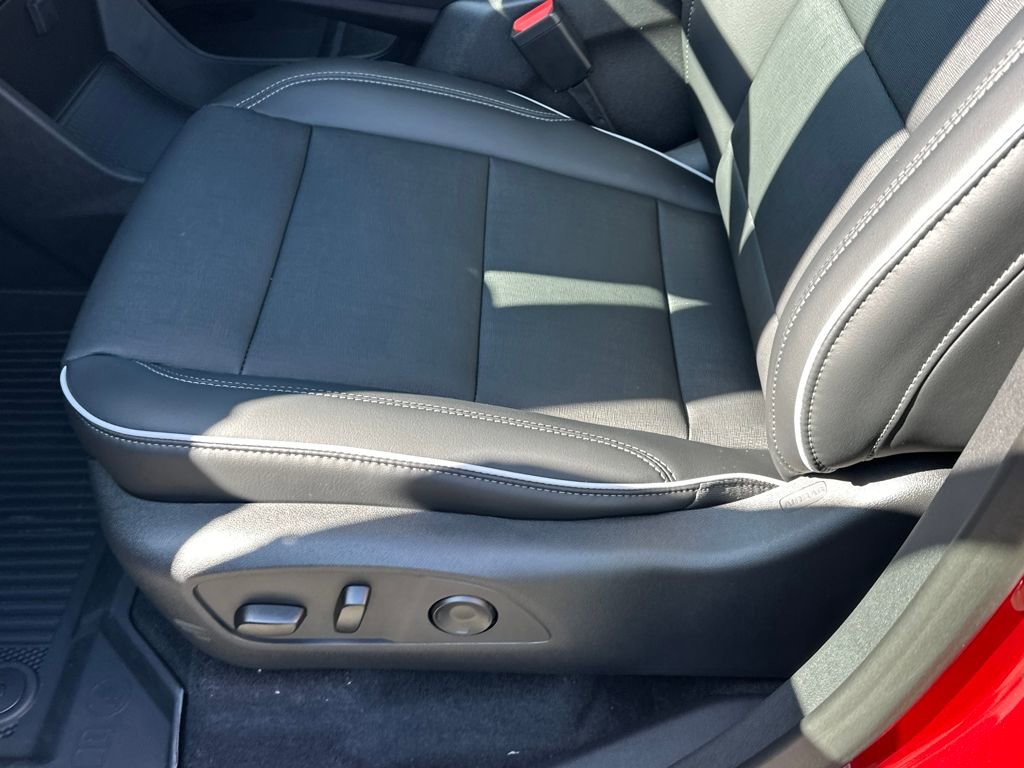 New 2026 Buick Enclave Preferred w/ Power Package image 9