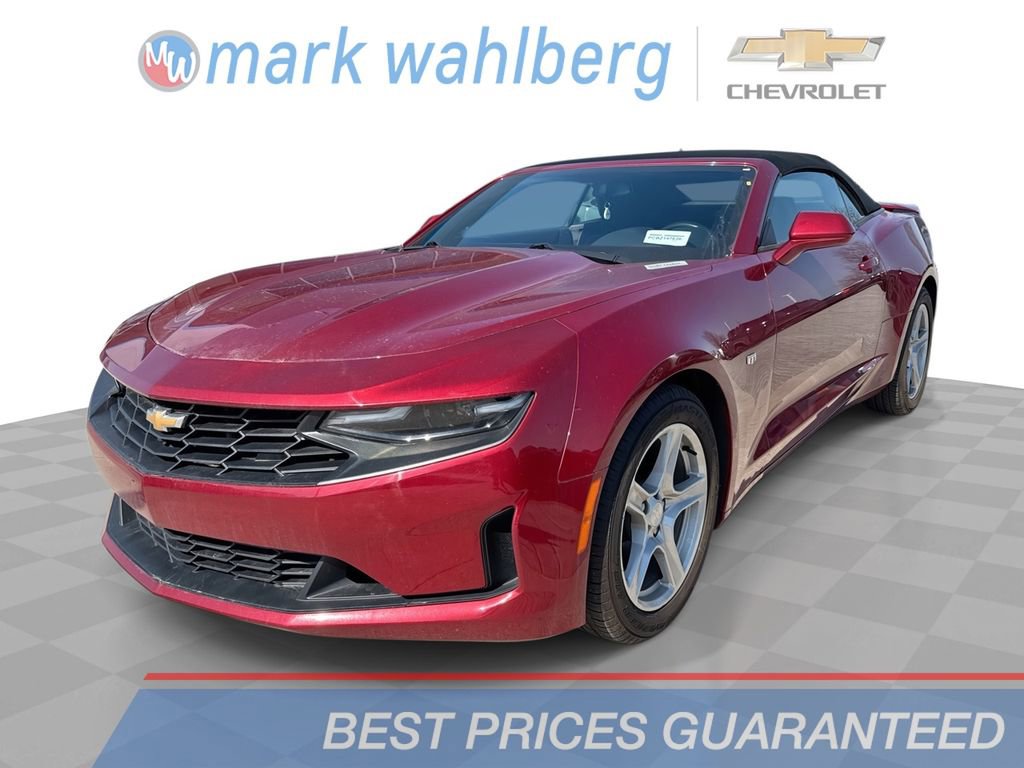 Used 2023 Chevrolet Camaro LT image 1