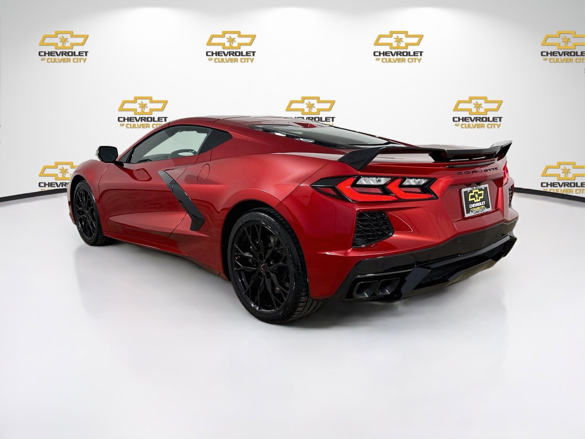 Used 2024 Chevrolet Corvette Stingray Preferred Cpe w/ Z51 Performance Package RWD image 6