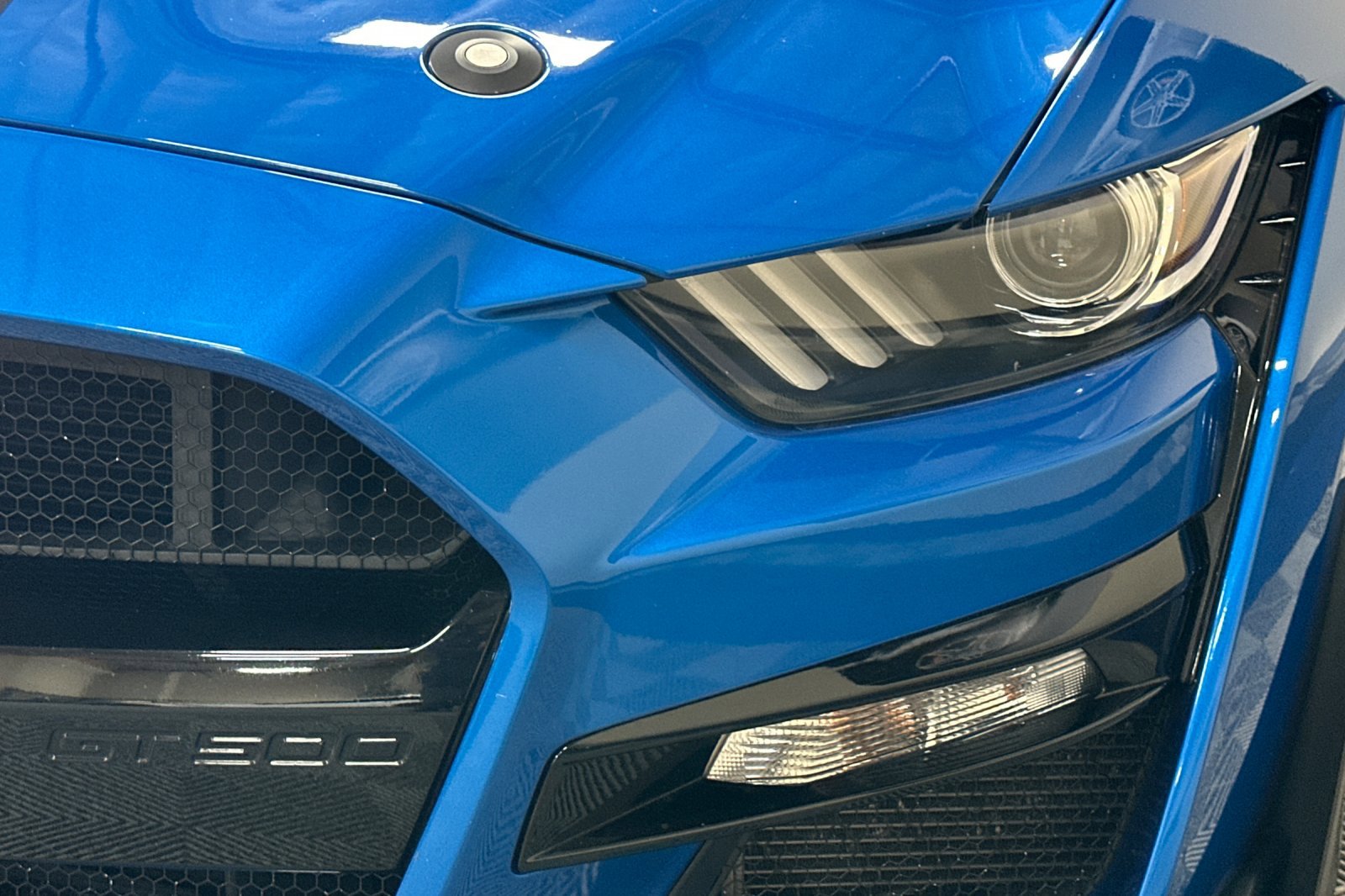 Used 2021 Ford Mustang Shelby GT500 w/ Technology Package RWD image 50