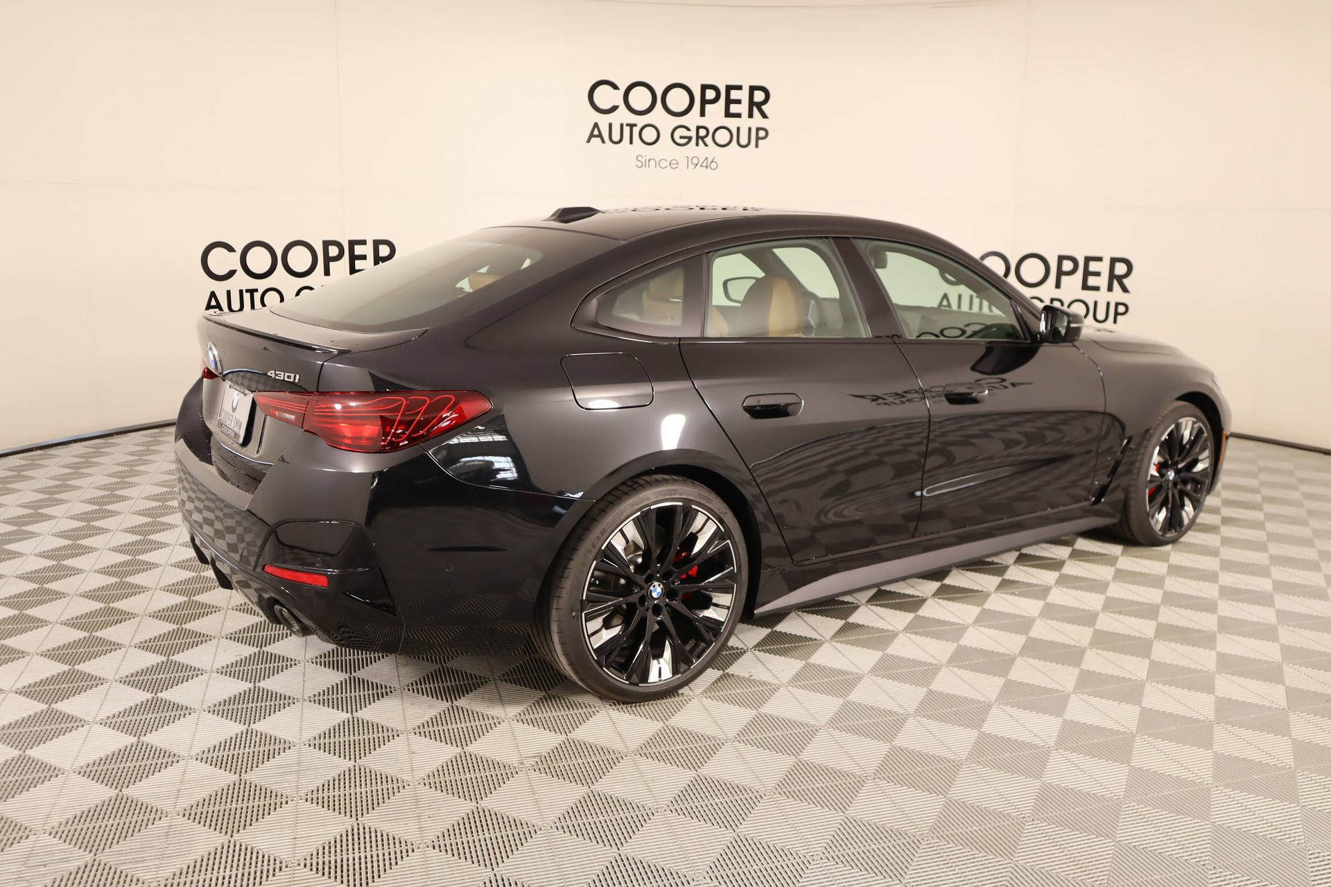 New 2026 BMW 430i xDrive w/ M Sport Package image 22