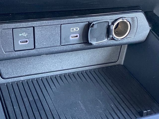 Used 2023 Toyota Prius Prime Premium image 23