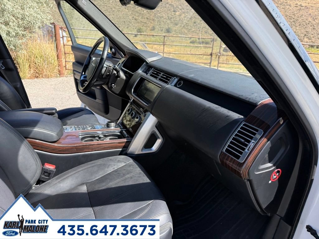 Used 2017 Land Rover Range Rover Supercharged AWD/4WD image 39