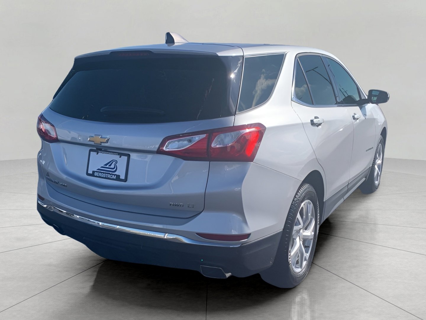 Used 2018 Chevrolet Equinox LT image 8