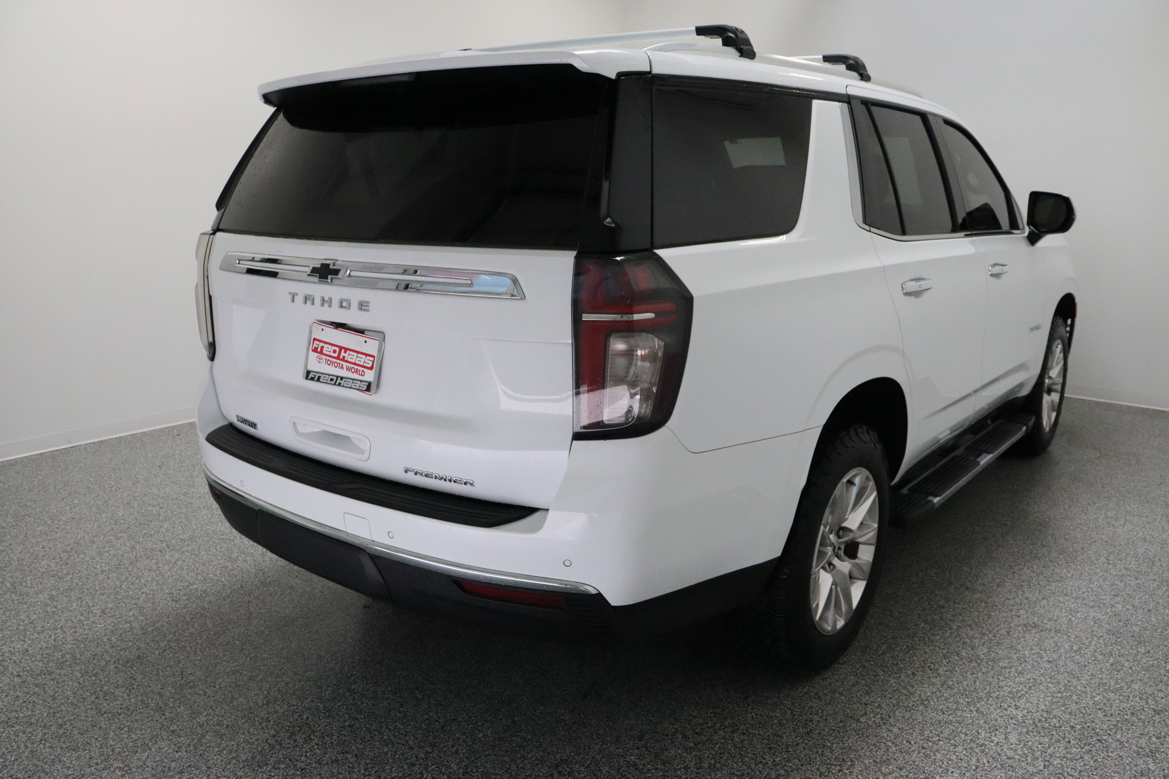 Used 2023 Chevrolet Tahoe Premier image 7