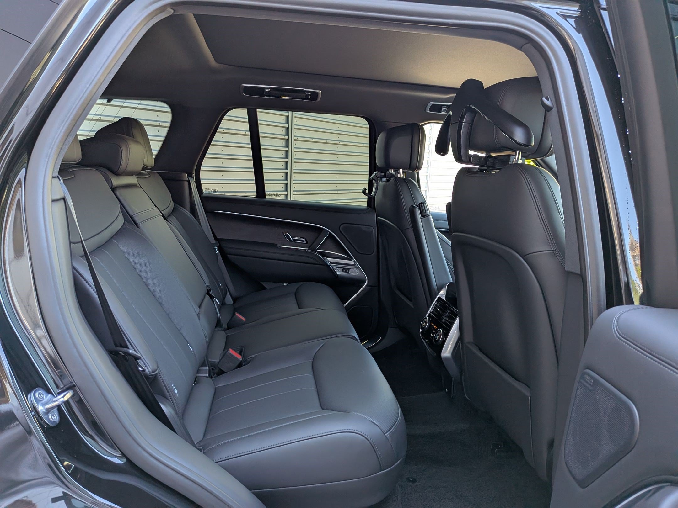 New 2026 Land Rover Range Rover SE AWD/4WD image 28