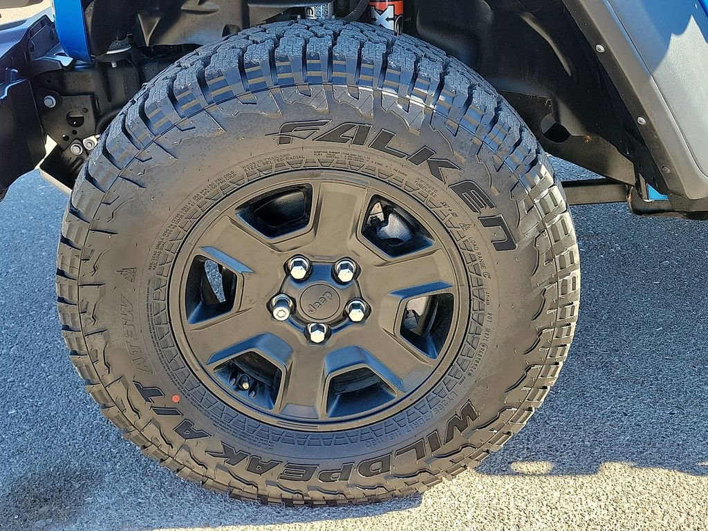 Used 2023 Jeep Gladiator Mojave w/ LED Lighting Group image 14