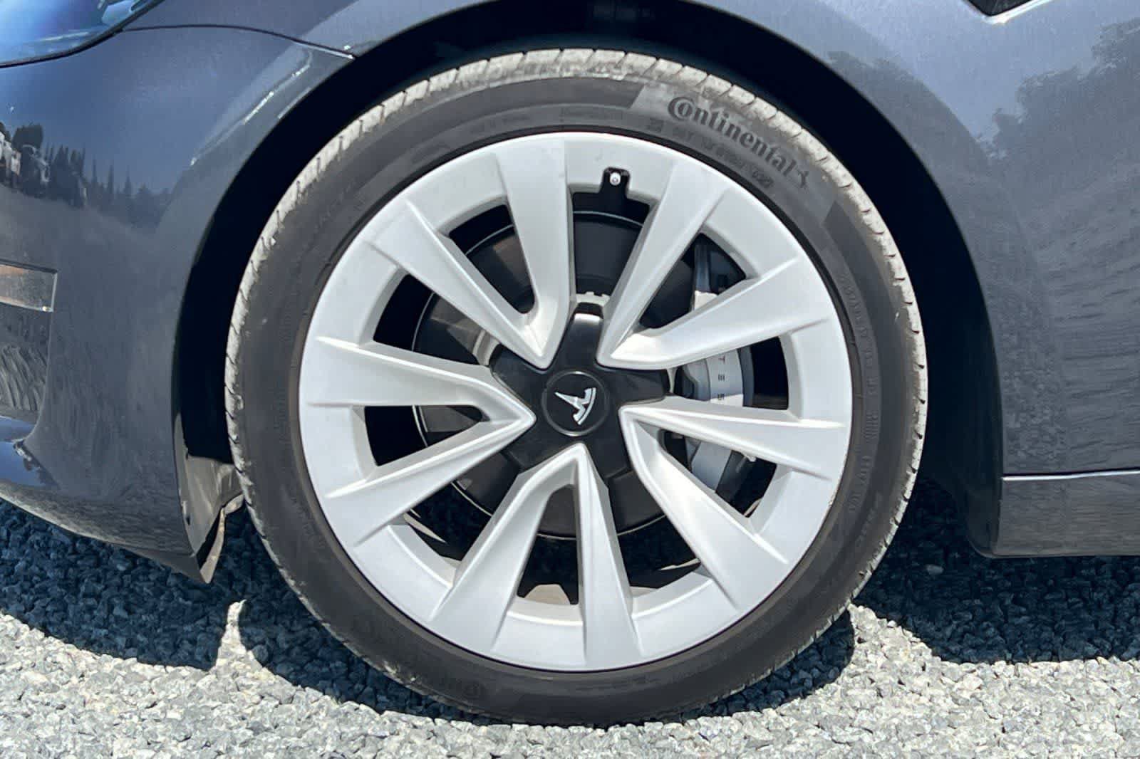 Used 2023 Tesla Model 3 Standard Range RWD image 33