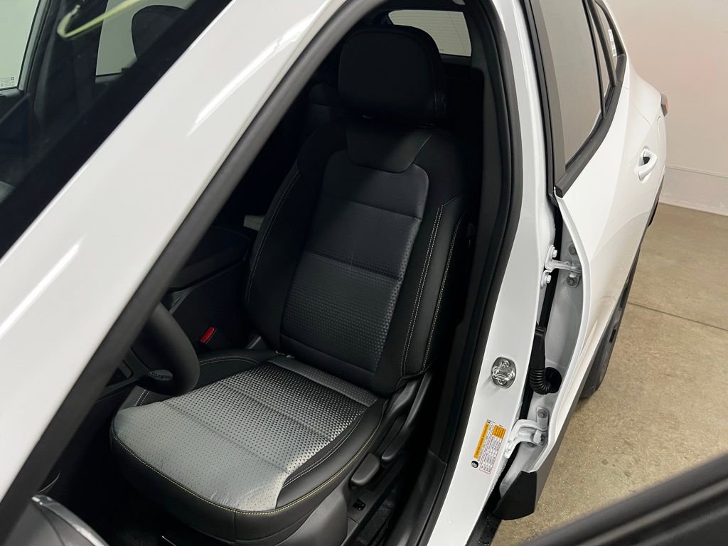 New 2026 Chevrolet Trax LT w/ Driver Confidence Package FWD image 26