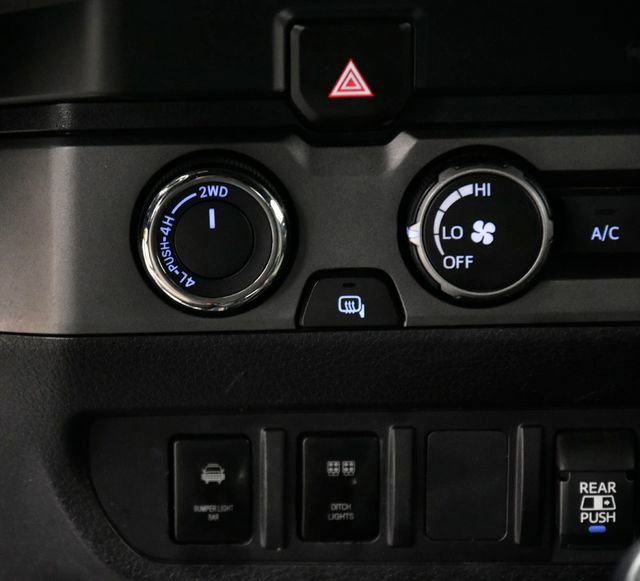 Used 2020 Toyota Tacoma TRD Off-Road image 23