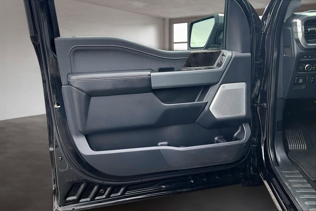 Used 2022 Ford F150 Lariat w/ Equipment Group 502A High AWD/4WD image 25