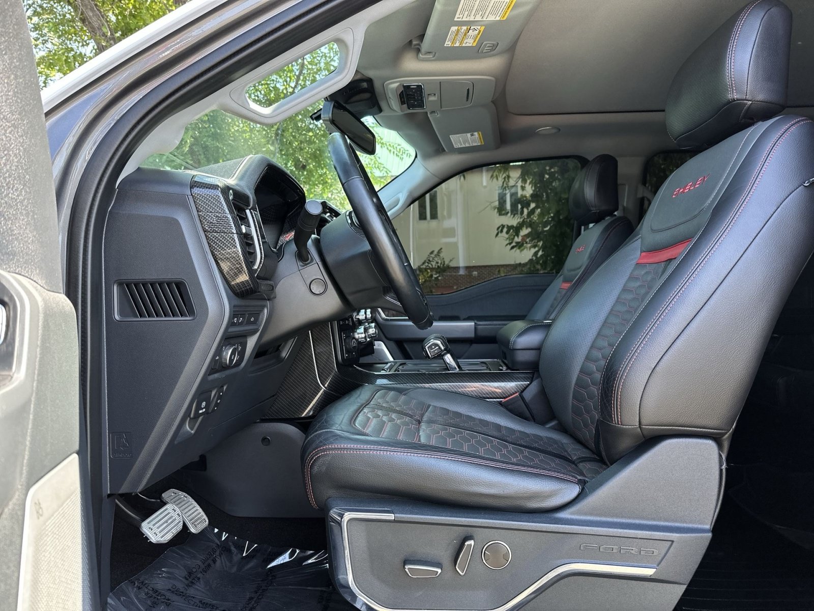 Used 2021 Ford F150 Lariat w/ Equipment Group 502A High AWD/4WD image 14