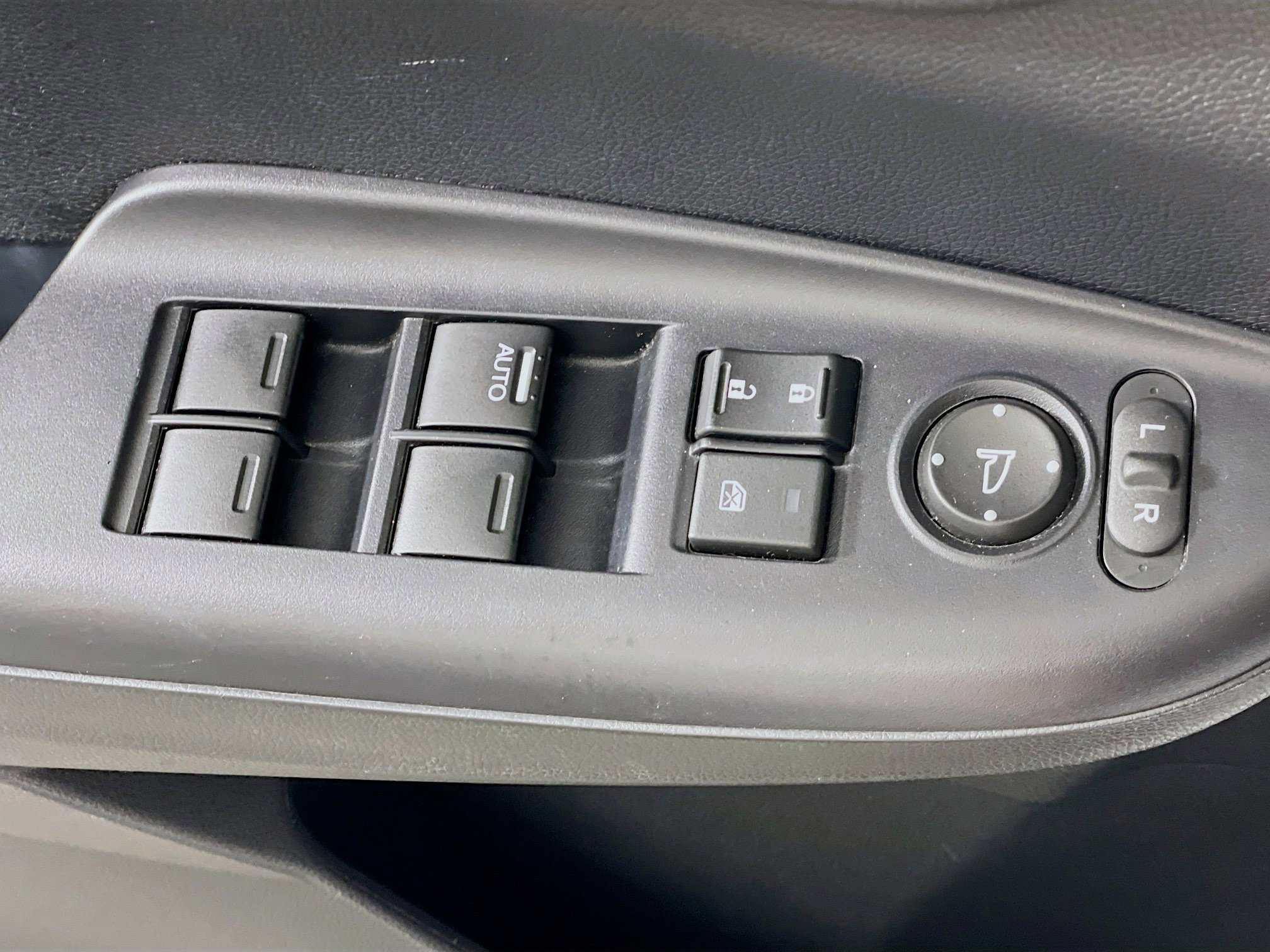 Used 2019 Honda Fit EX image 15