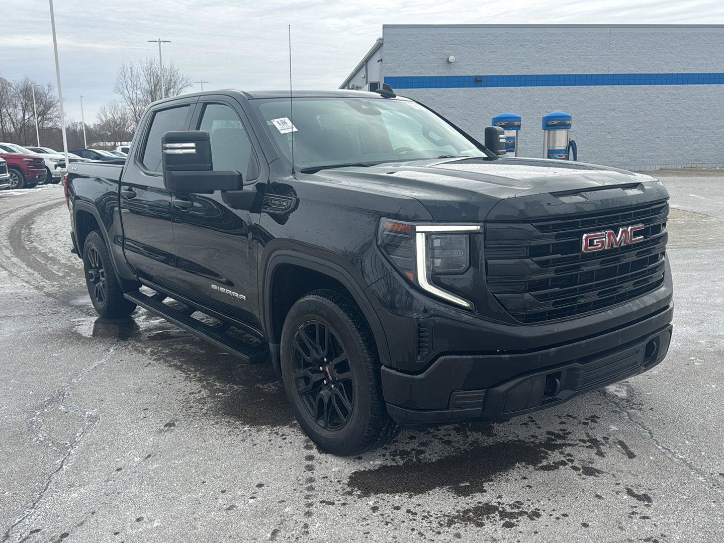 Used 2023 GMC Sierra 1500 Pro w/ Graphite Edition image 10