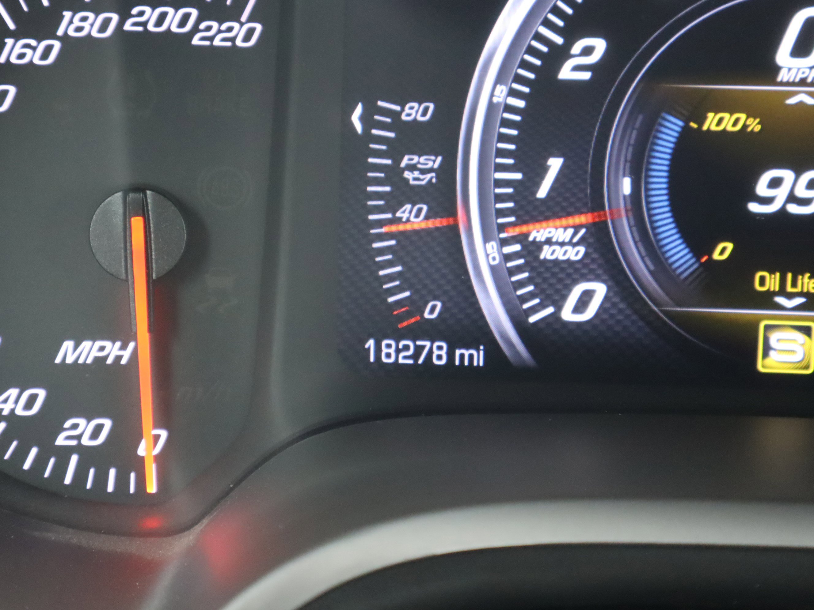 Used 2015 Chevrolet Corvette Z06 w/ Battery Protection Package image 24