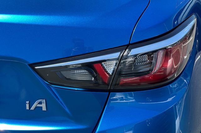 Used 2018 Toyota Yaris iA FWD image 29