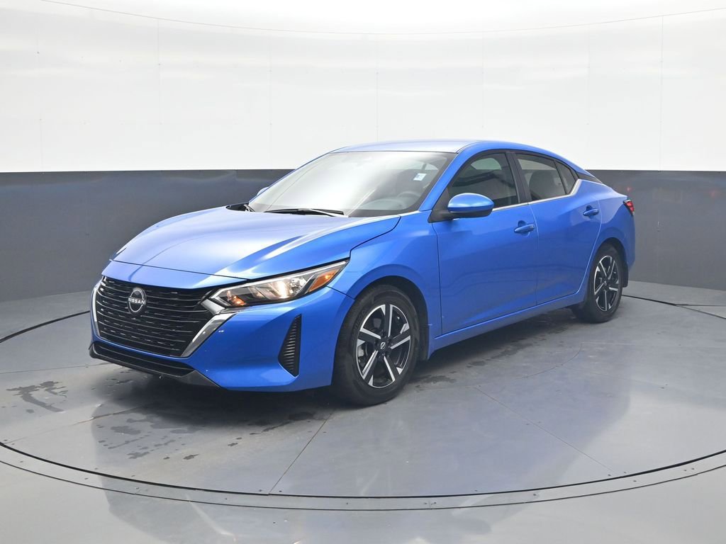 Used 2024 Nissan Sentra SV image 3