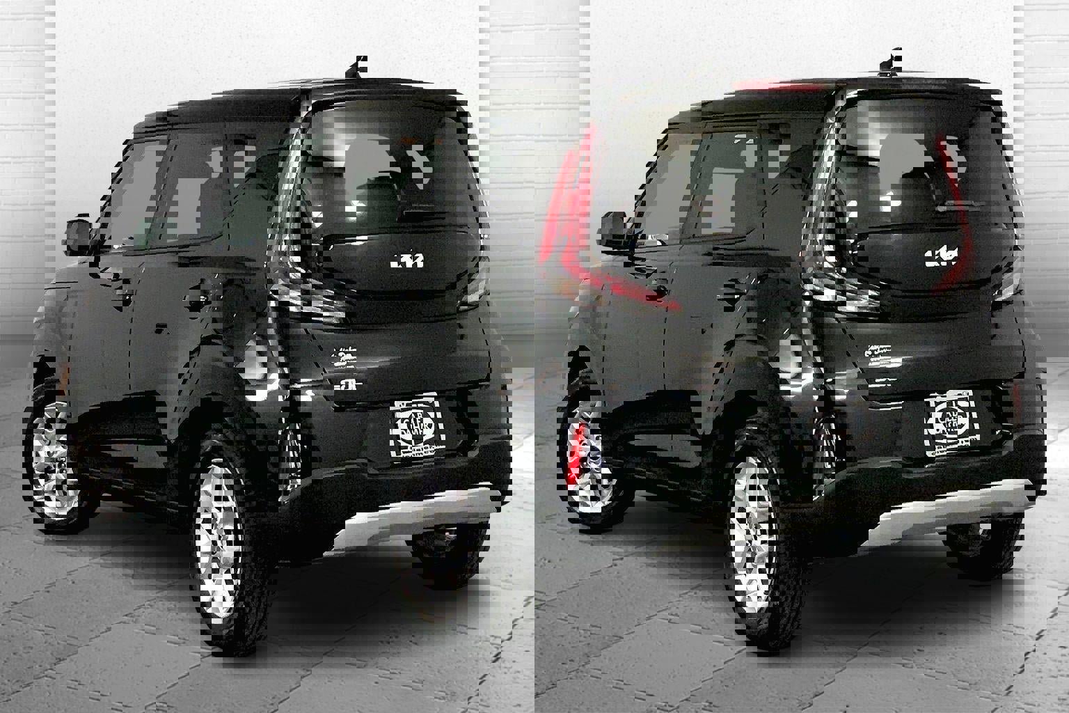 Certified 2025 Kia Soul LX image 11