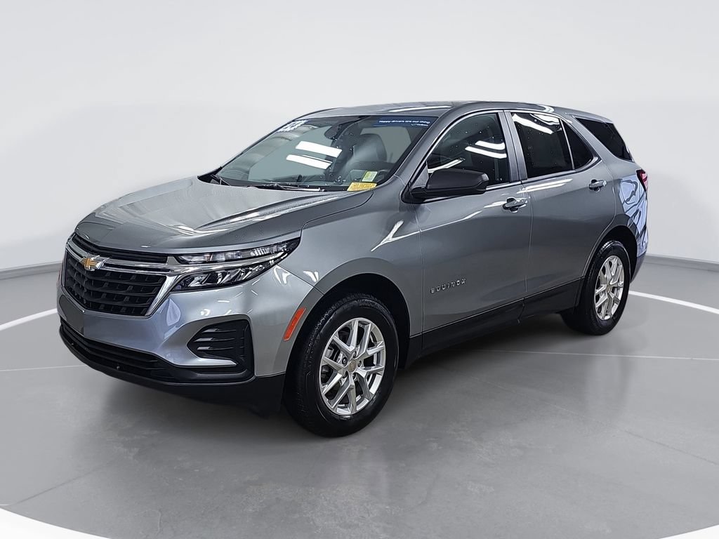 Certified 2024 Chevrolet Equinox LS AWD/4WD image 9