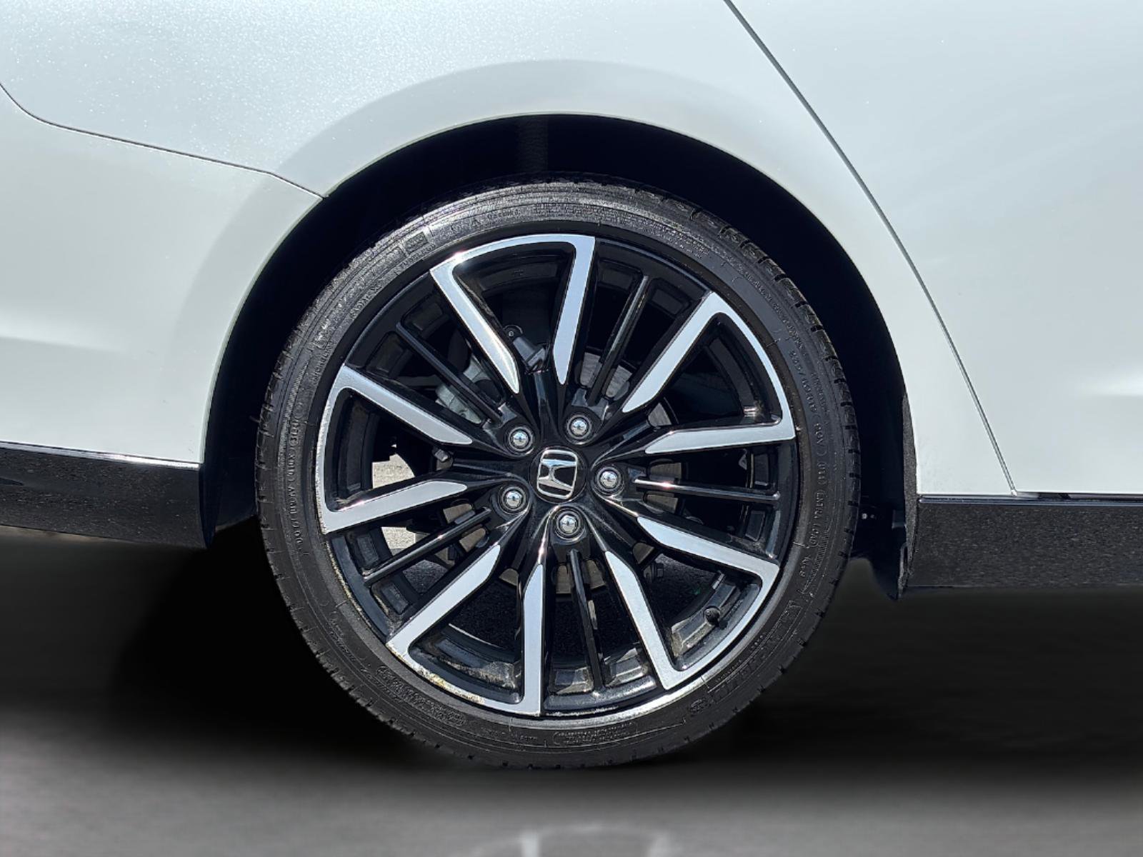 Certified 2025 Honda Accord Touring image 10