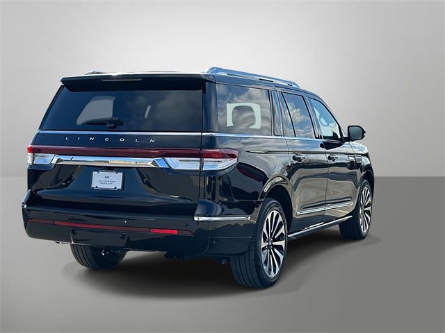 Used 2024 Lincoln Navigator L Reserve image 26