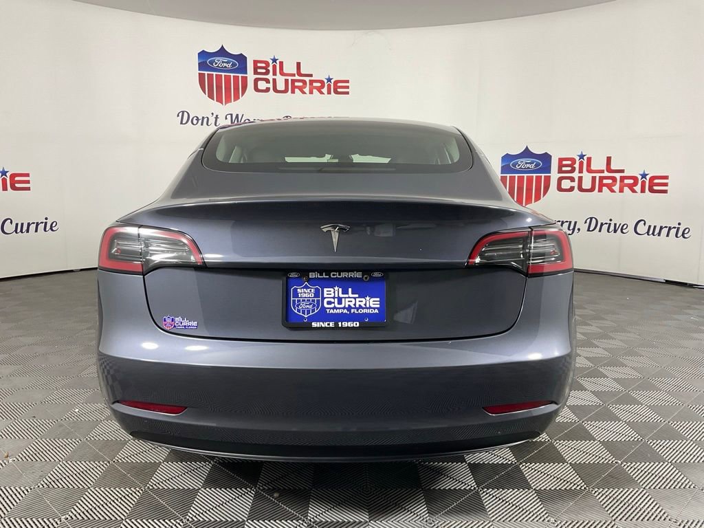Used 2023 Tesla Model 3 Standard Range RWD image 4