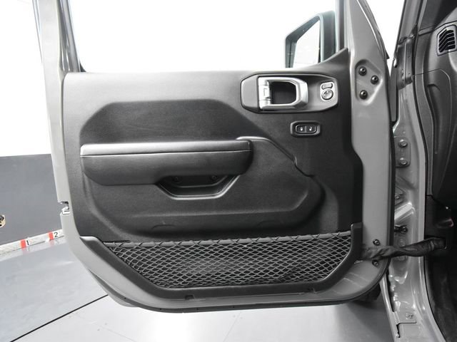 Used 2019 Jeep Wrangler Unlimited Sport image 23
