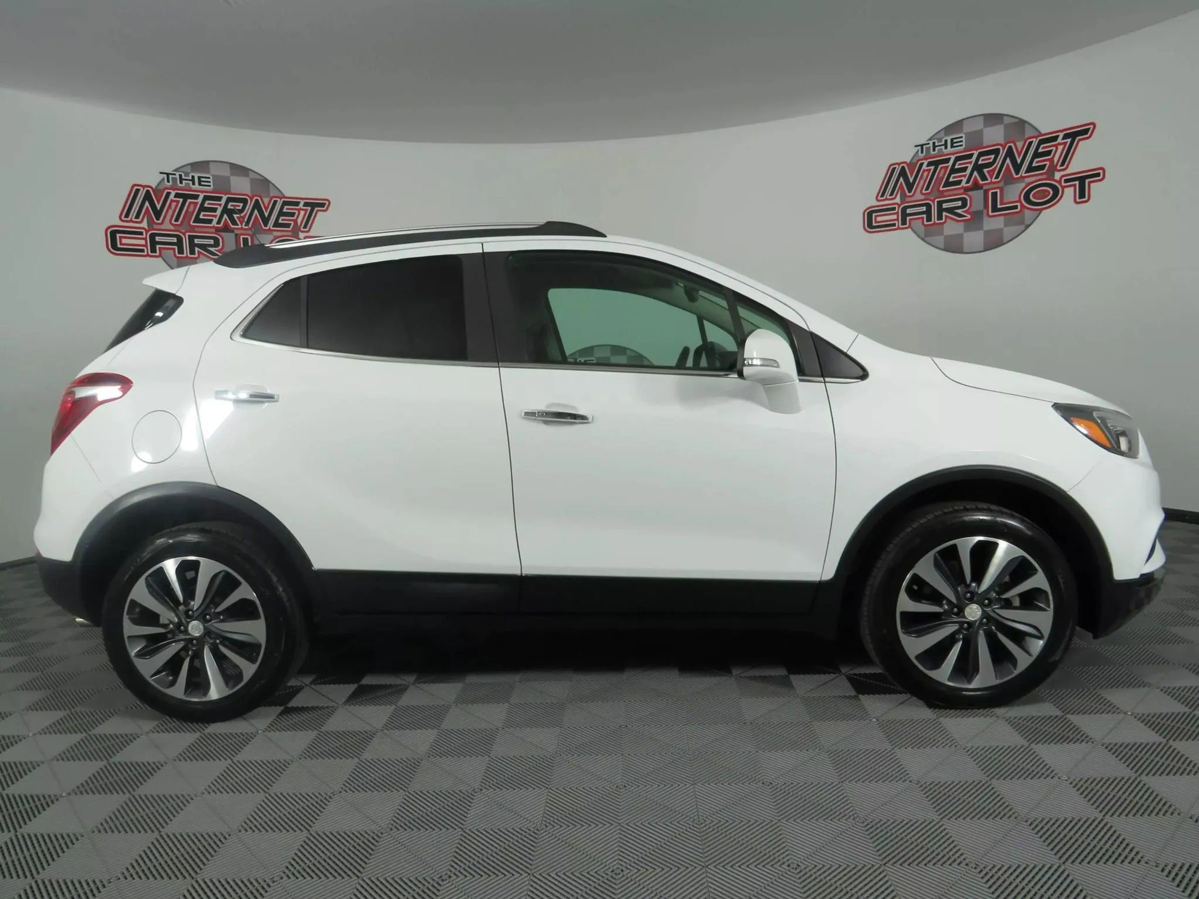 Used 2020 Buick Encore Essence image 8