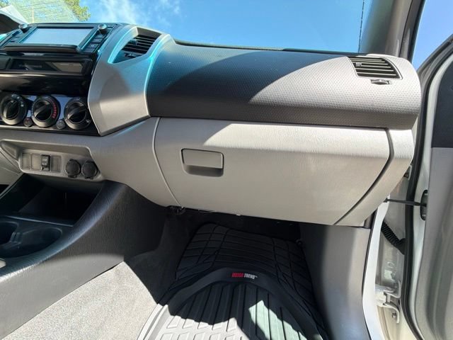 Used 2015 Toyota Tacoma PreRunner w/ SR5 Package RWD image 91