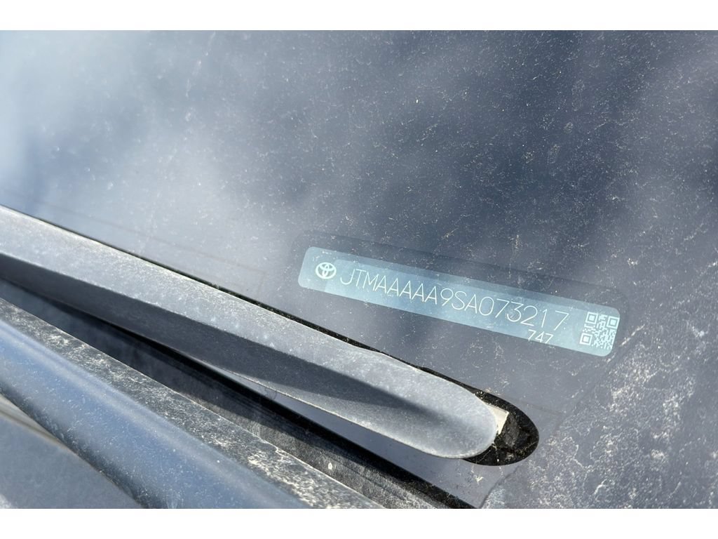 Used 2025 Toyota bZ4X FWD w/ Weather Package image 8