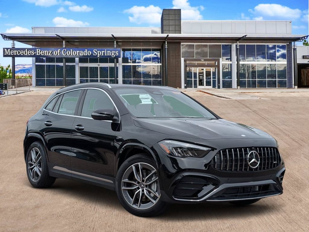 New 2026 Mercedes-Benz GLA 35 AMG 4MATIC image 1