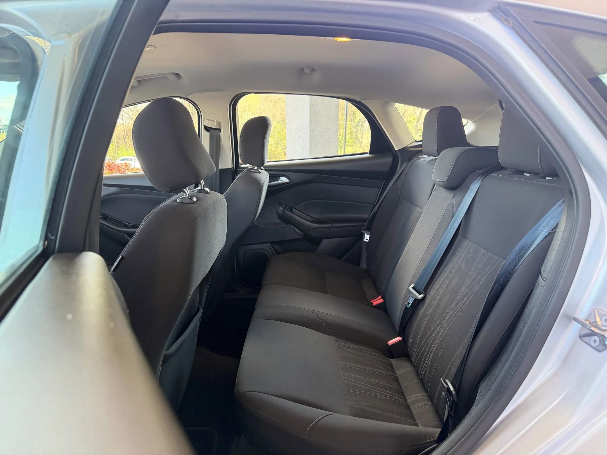 Used 2016 Ford Focus SE image 18