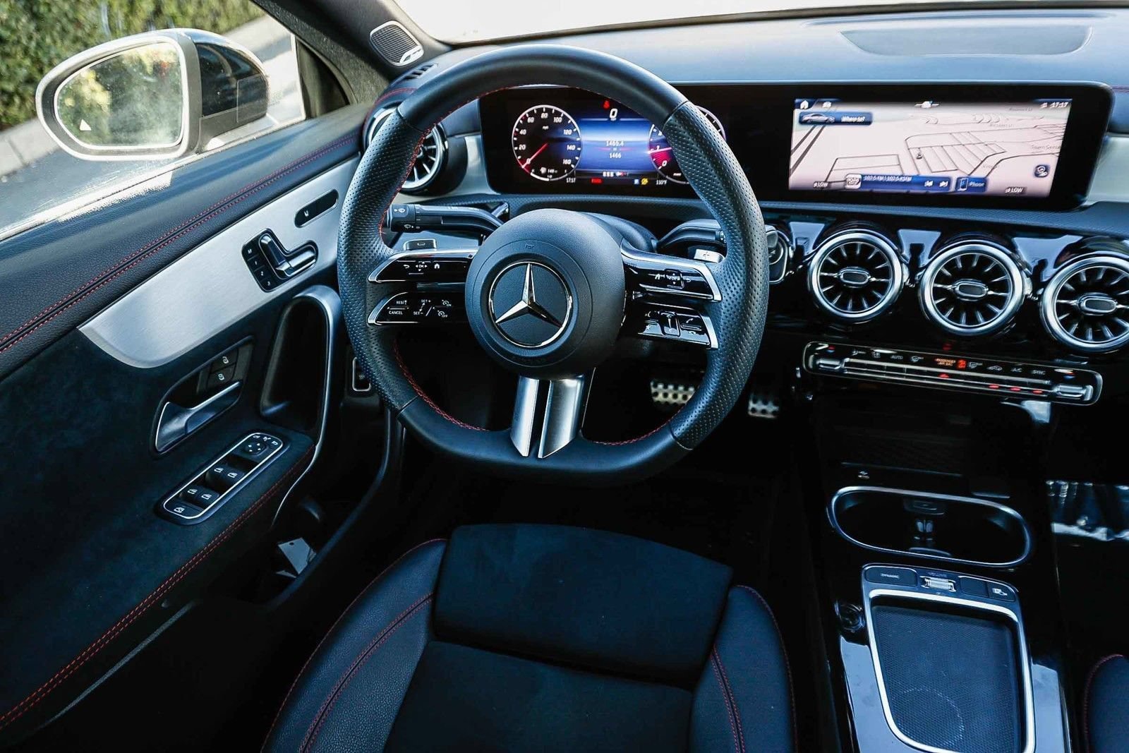 New 2024 Mercedes-Benz CLA 250 4MATIC image 15