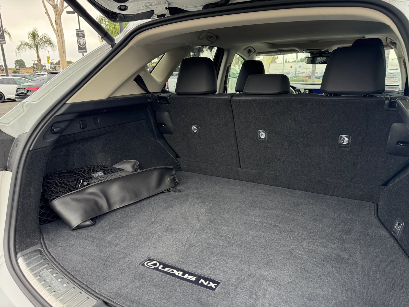Used 2025 Lexus NX 250 FWD w/ Accessory Package (Z1) image 16