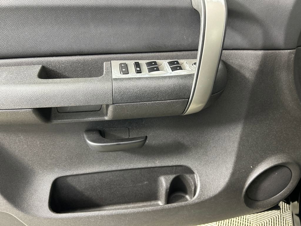 Used 2008 Chevrolet Silverado 1500 LT w/ All Star Edition image 12