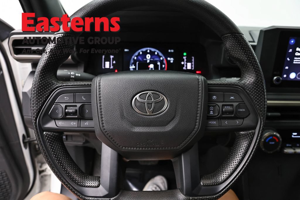 Used 2025 Toyota Tacoma SR RWD image 10
