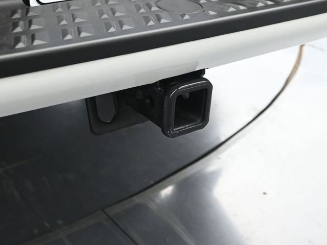 Used 2024 Nissan Titan SV w/ SV Convenience Package image 20