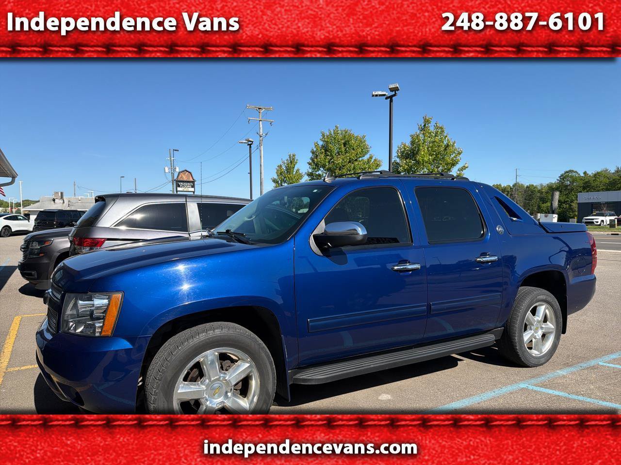 Used 2013 Chevrolet Avalanche LS w/ All-Star Edition AWD/4WD image 1
