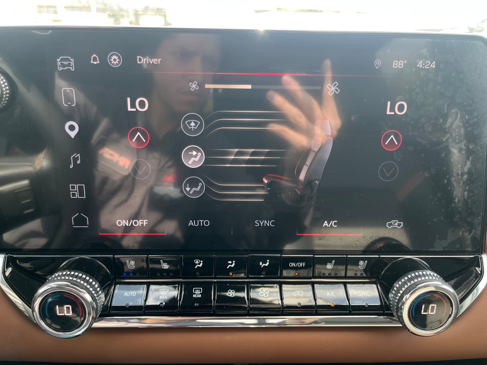 Used 2023 GMC Canyon AT4 w/ AT4 Premium Package image 16