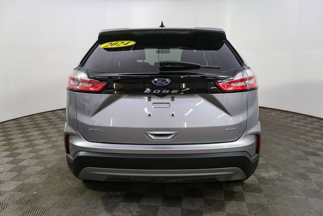 Used 2024 Ford Edge SEL w/ Convenience Package image 8