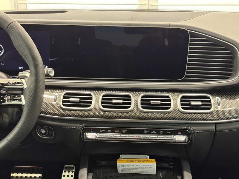 New 2026 Mercedes-Benz GLS 63 AMG 4MATIC image 8