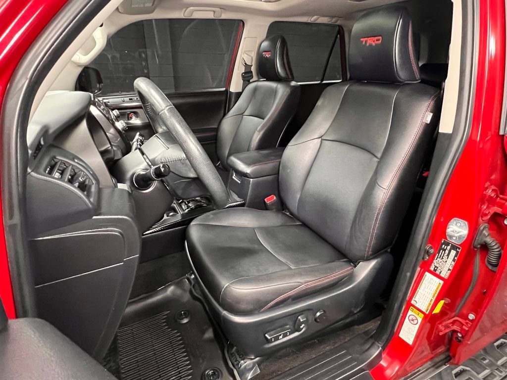 Used 2018 Toyota 4Runner TRD Off-Road Premium image 4