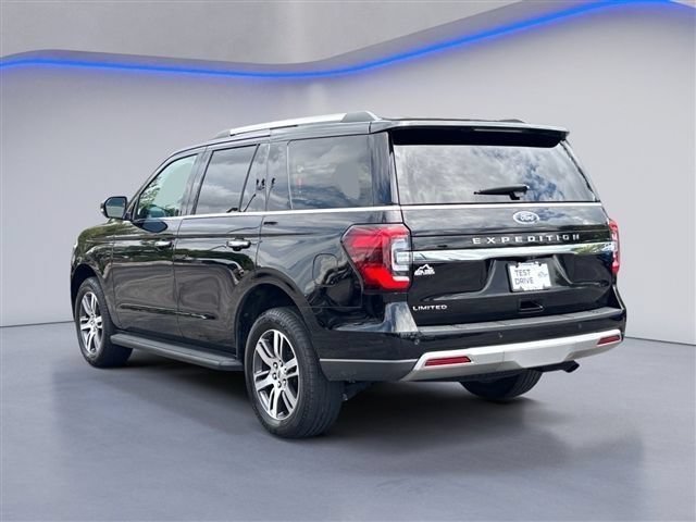 Certified 2024 Ford Expedition Limited RWD image 3