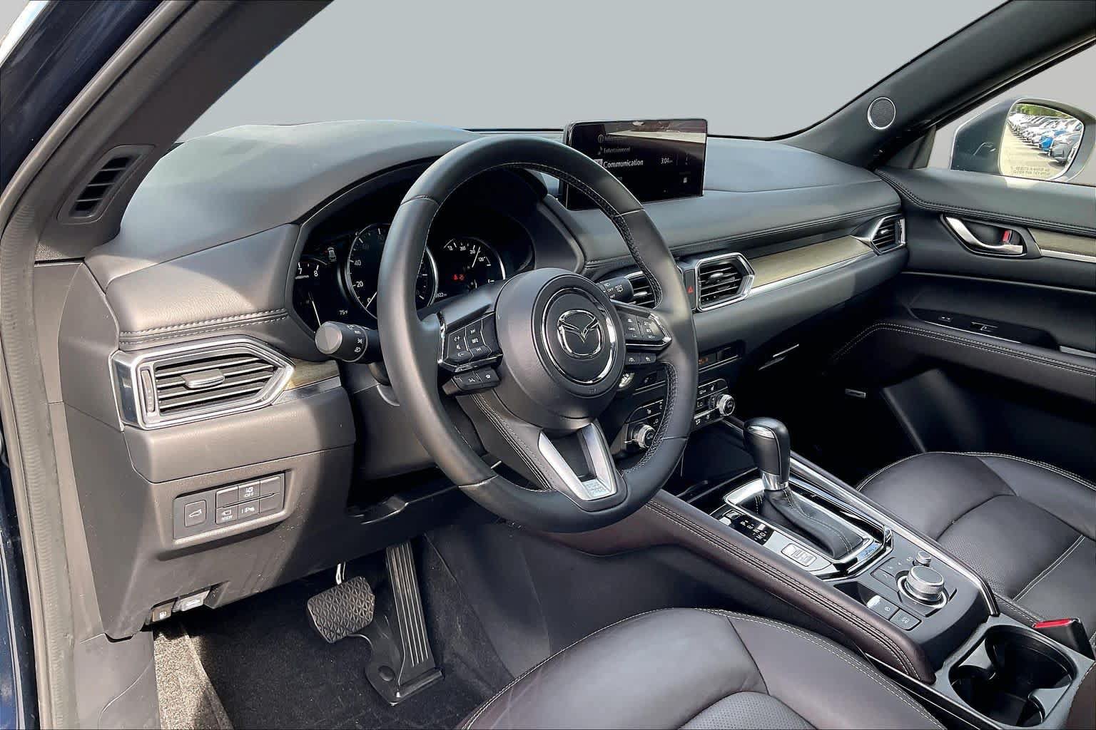 Used 2024 MAZDA CX-5 Signature AWD/4WD image 17