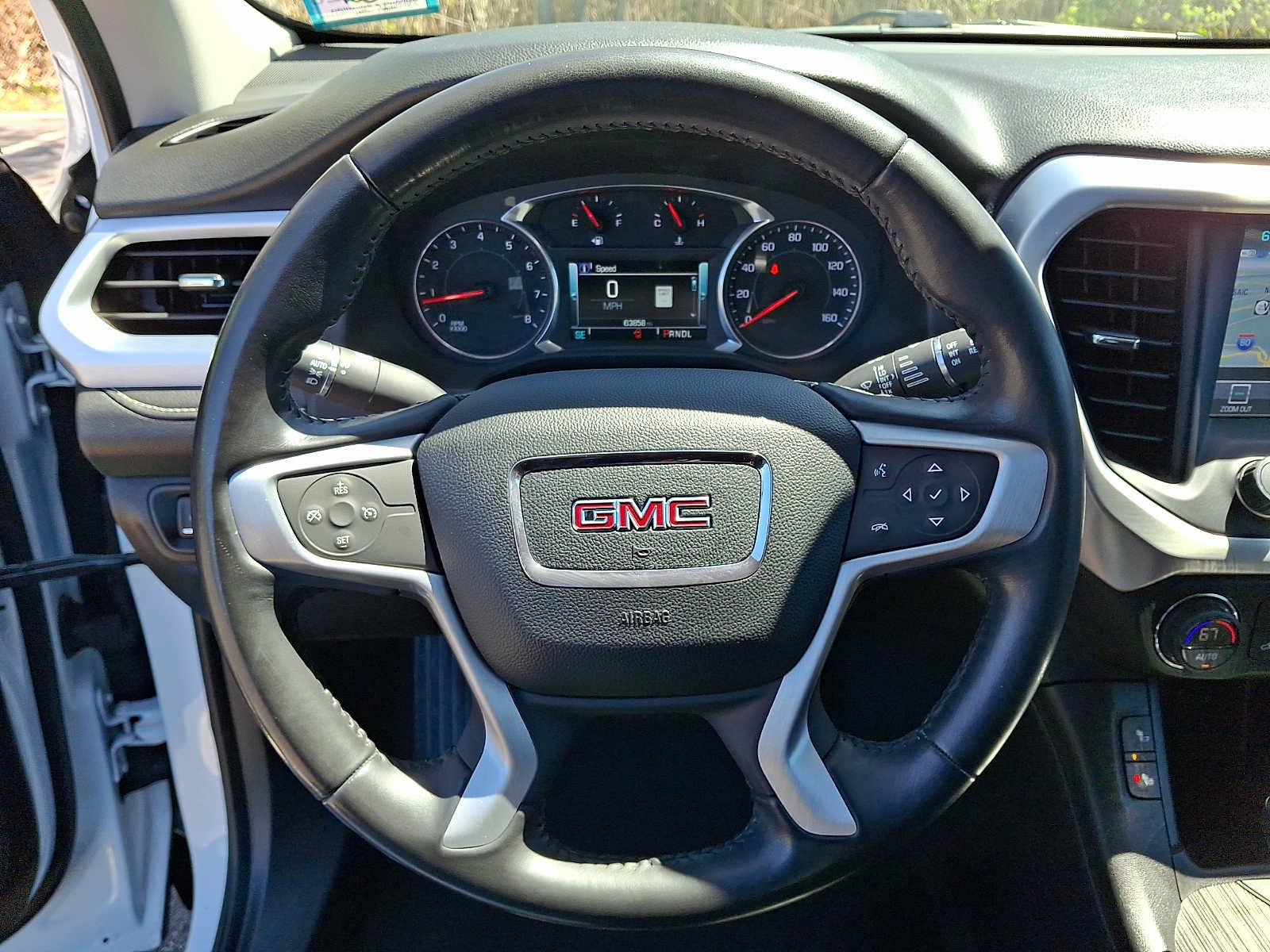 Used 2019 GMC Acadia SLT AWD/4WD image 21