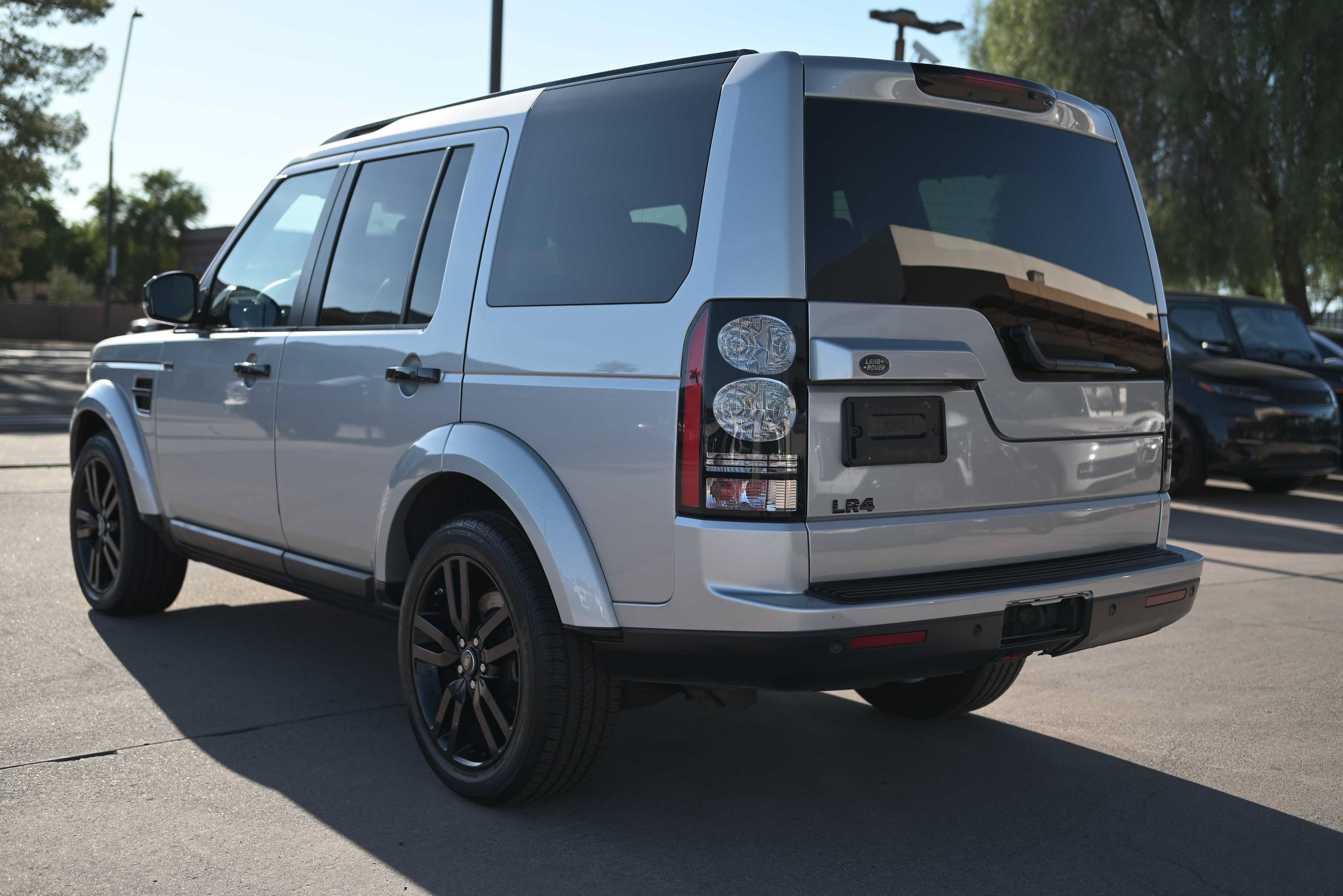 Used 2014 Land Rover LR4 HSE AWD/4WD image 9