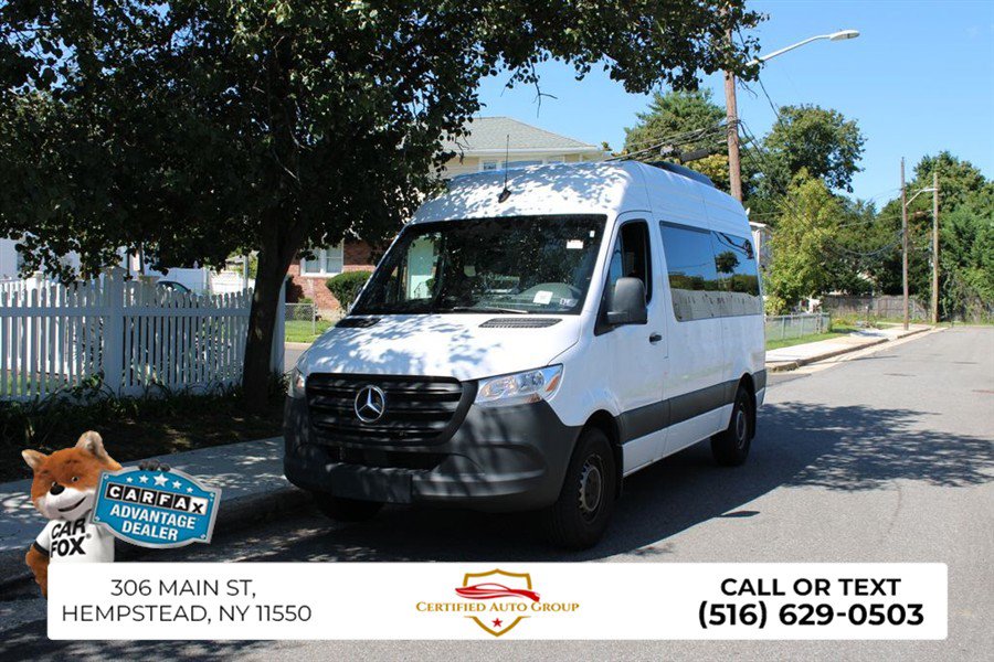 Used 2025 Mercedes-Benz Sprinter 2500 image 2